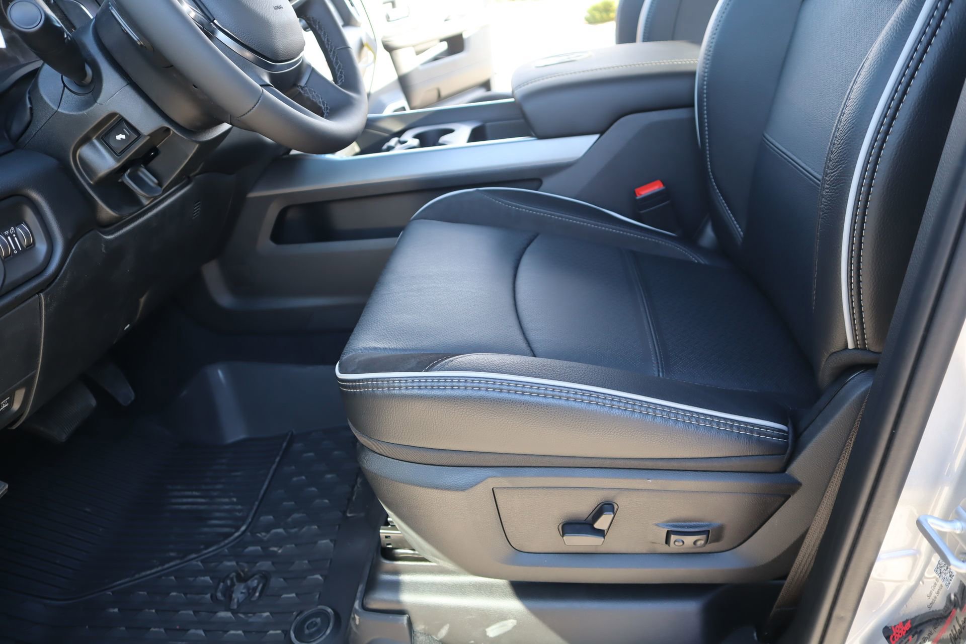 New 2026 RAM 3500 Laramie image 12
