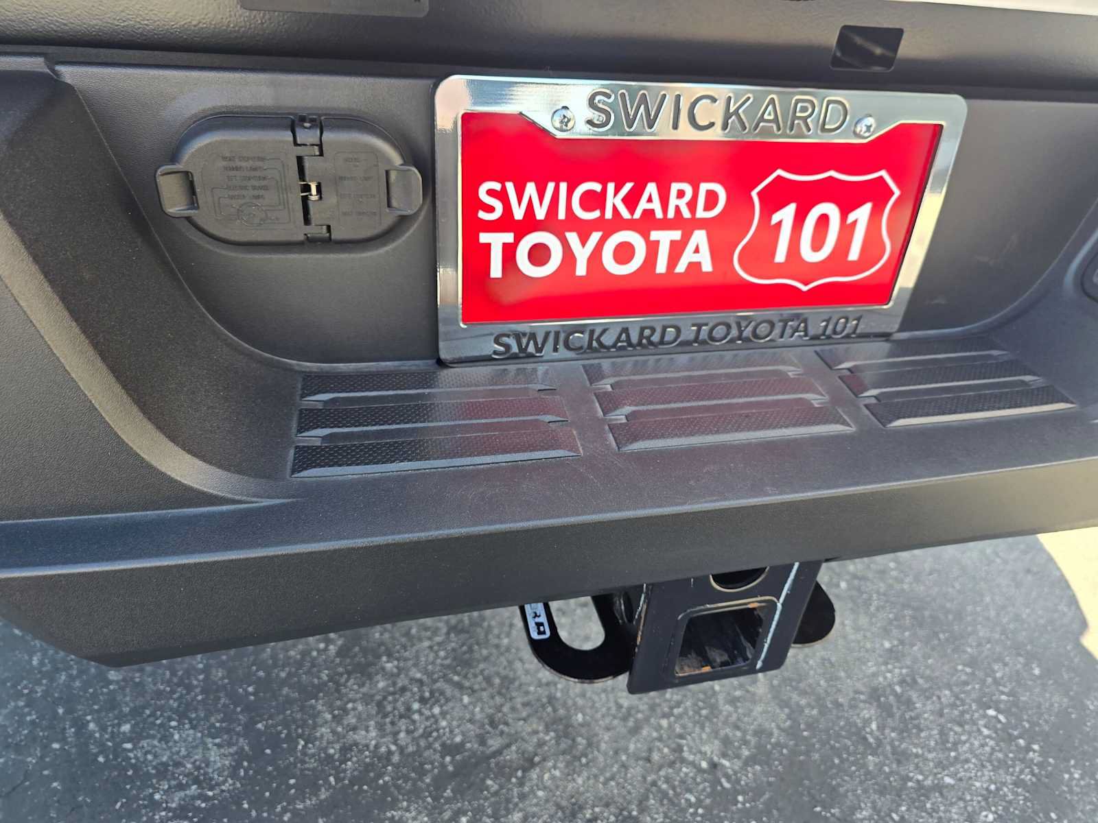 Used 2026 Toyota Tacoma TRD Off-Road w/ TRD Off Road Premium Package AWD/4WD image 14