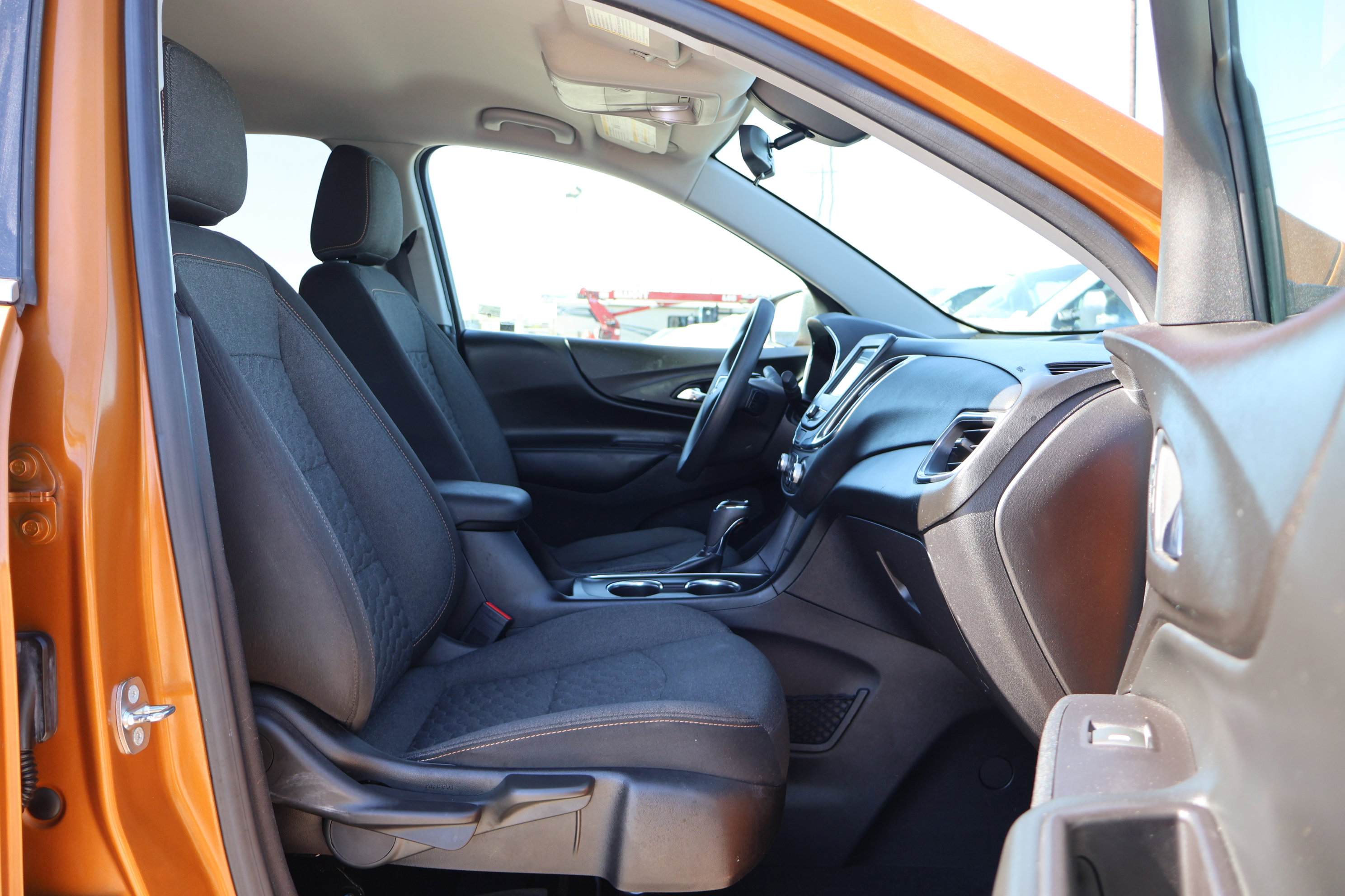 Used 2018 Chevrolet Equinox LT image 35