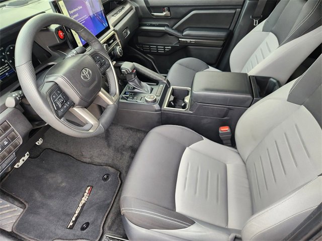 Used 2025 Toyota Tacoma TRD Sport RWD image 4