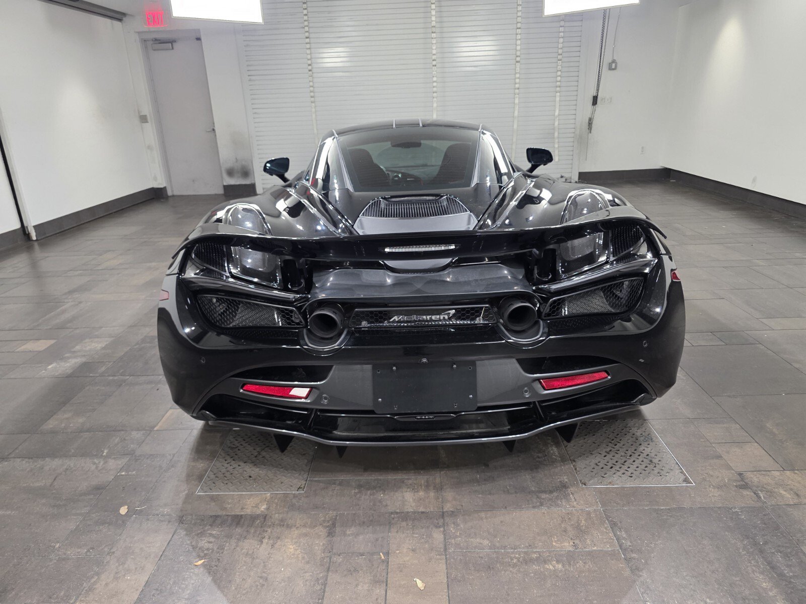 Used 2022 McLaren 720S Performance RWD image 5