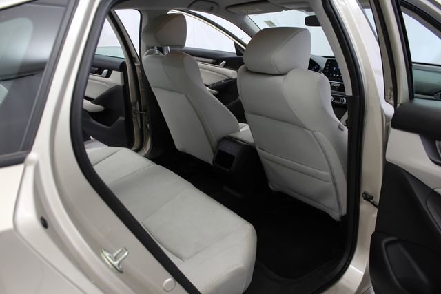 Used 2018 Honda Accord LX image 23