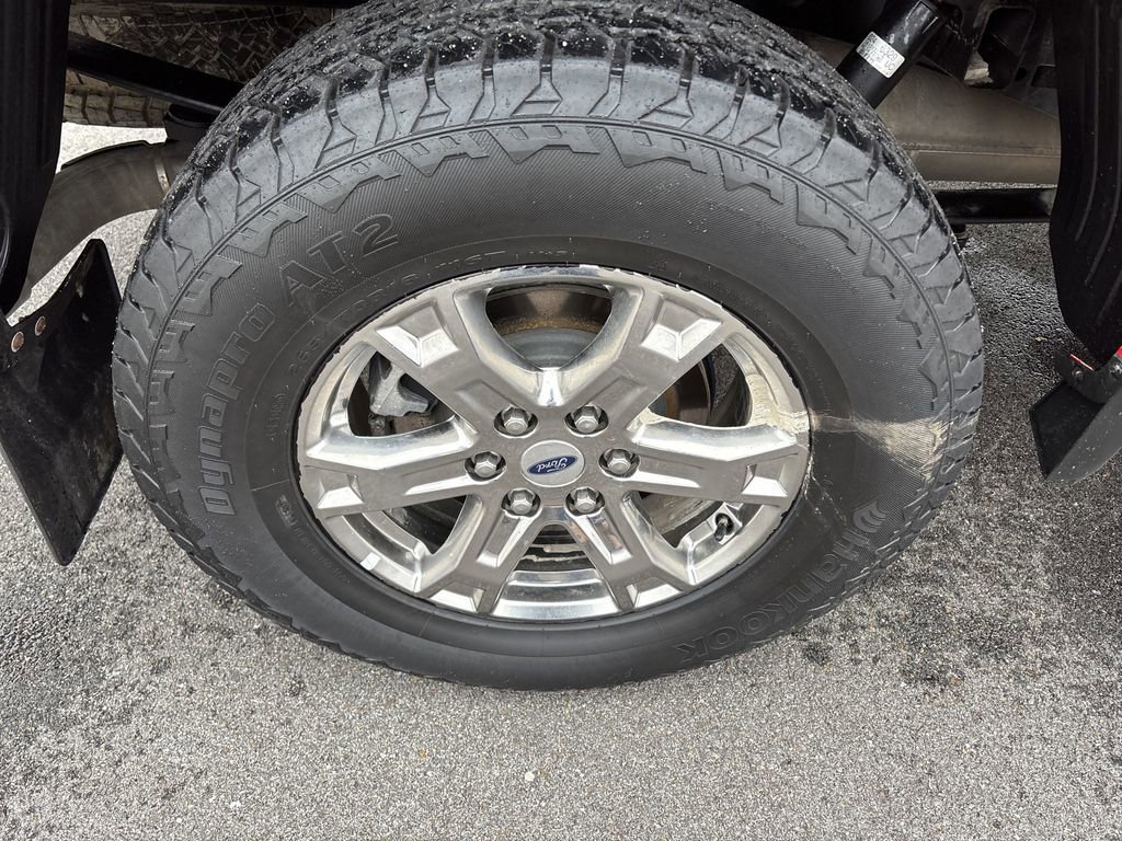 Used 2022 Ford F150 Lariat image 16