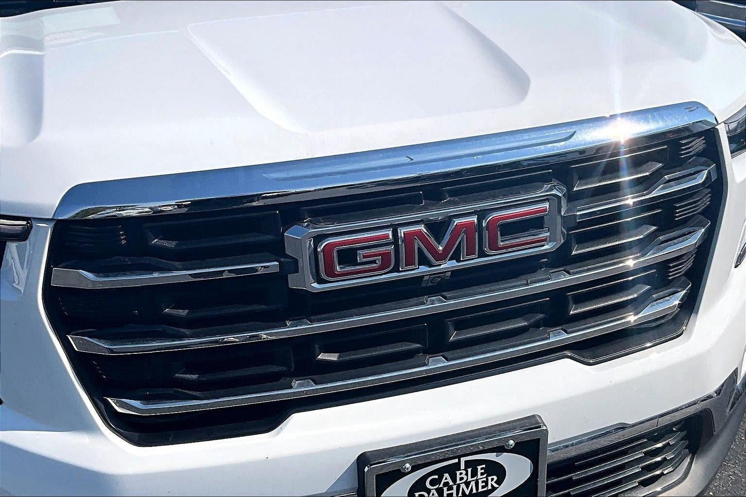 Used 2025 GMC Acadia Elevation FWD image 31