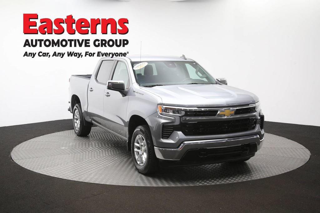 Used 2023 Chevrolet Silverado 1500 LT AWD/4WD image 52