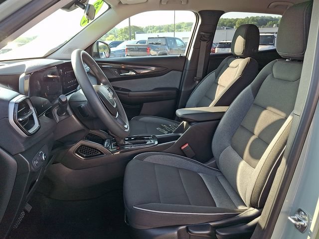 Used 2025 Chevrolet TrailBlazer LT AWD/4WD image 13
