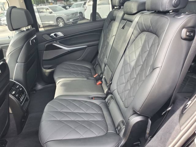 Used 2024 BMW X7 xDrive40i AWD/4WD image 35