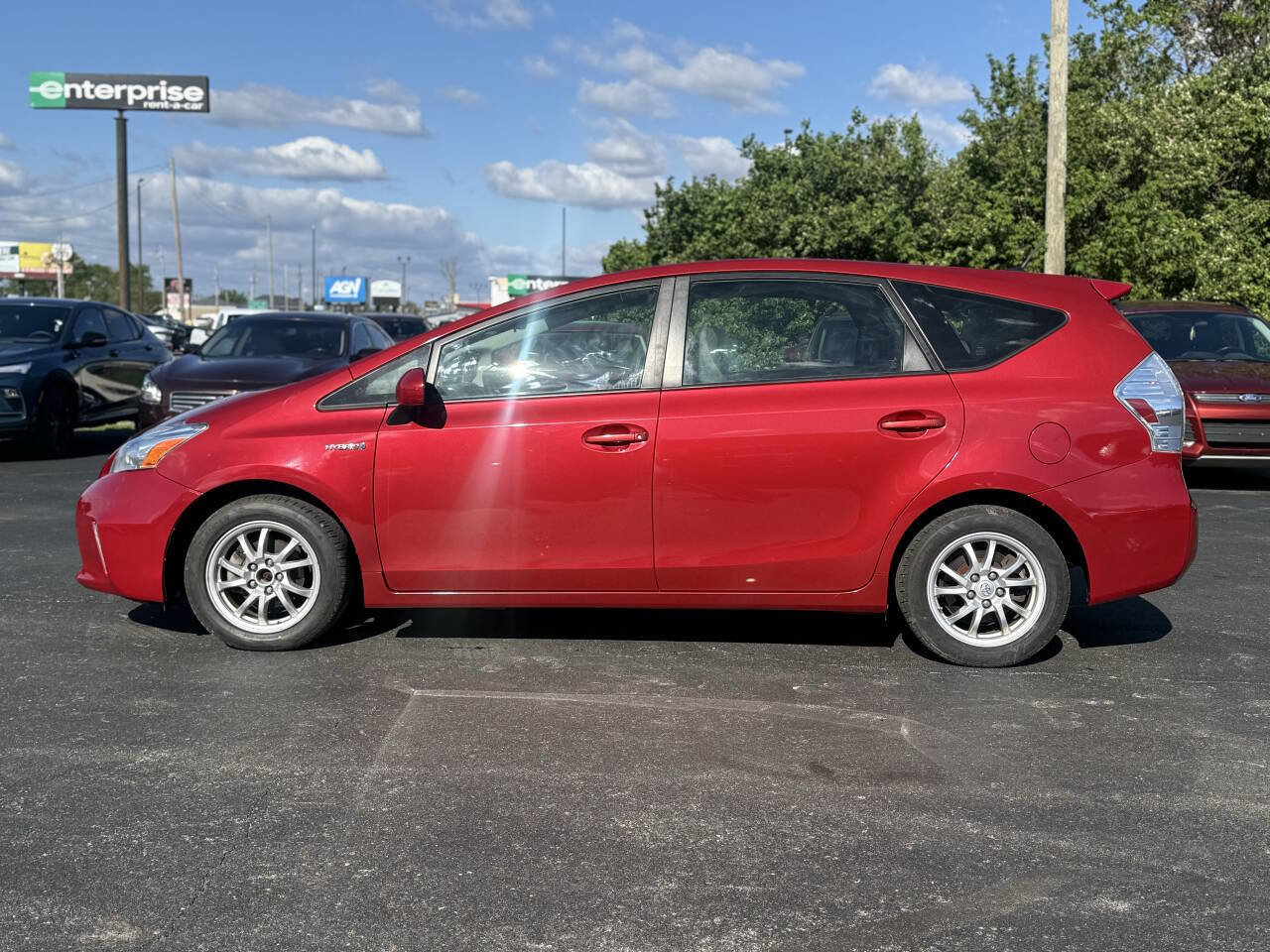 Used 2013 Toyota Prius V Three FWD image 2