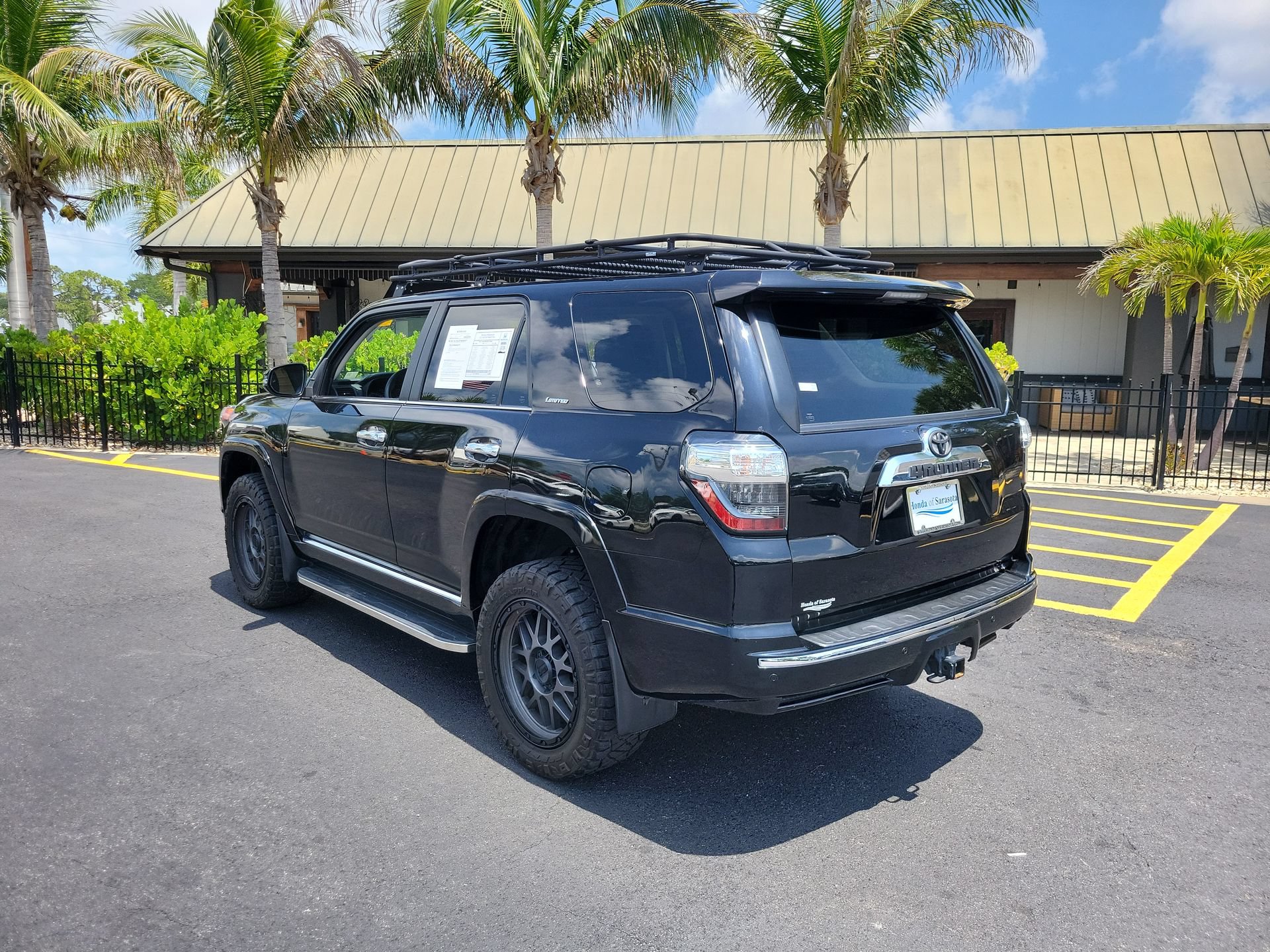 Used 2022 Toyota 4Runner Limited AWD/4WD image 7