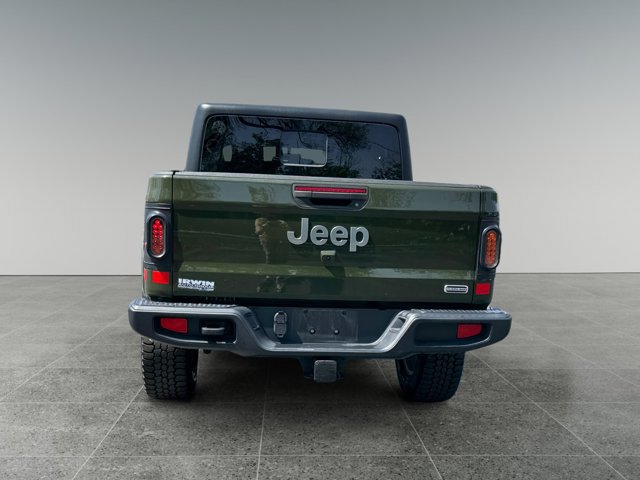 Used 2021 Jeep Gladiator Overland AWD/4WD image 5
