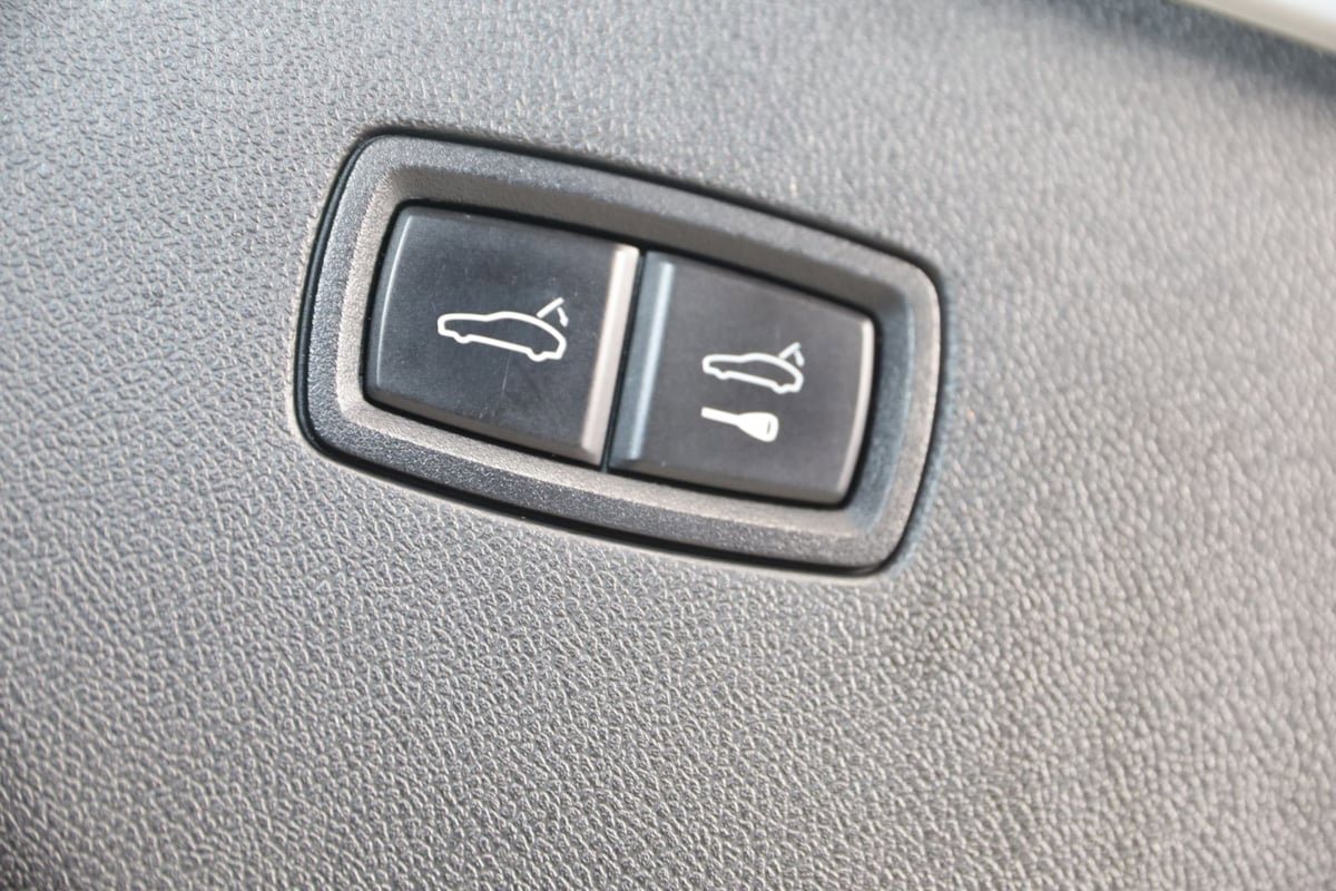 Used 2020 Porsche Cayenne AWD/4WD image 61