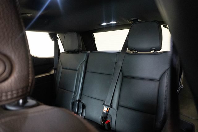 Used 2023 GMC Yukon Denali AWD/4WD image 28