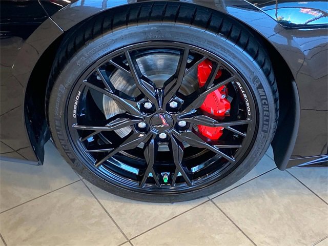 Used 2023 Chevrolet Corvette Stingray Convertible w/ Z51 Performance Package image 6