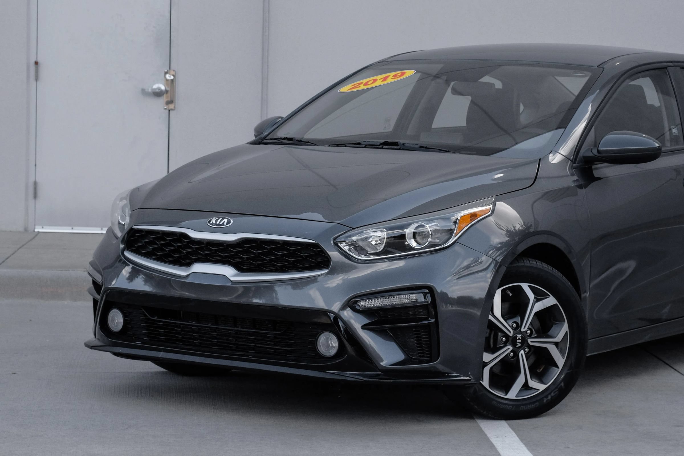 Used 2019 Kia Forte LXS FWD image 12