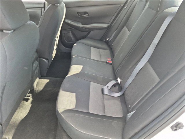 Used 2025 Nissan Sentra SV FWD image 17