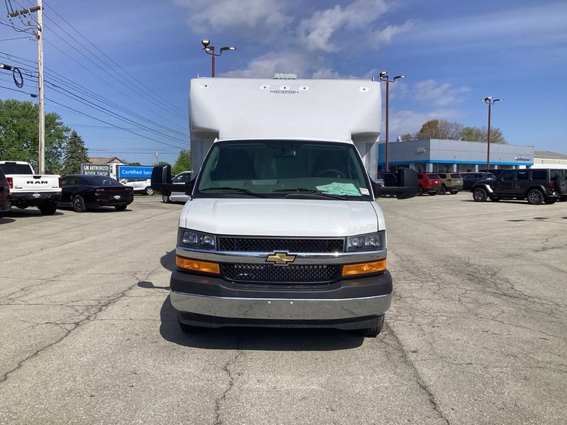 New 2026 Chevrolet Express 3500 w/ Power Convenience Package RWD image 2