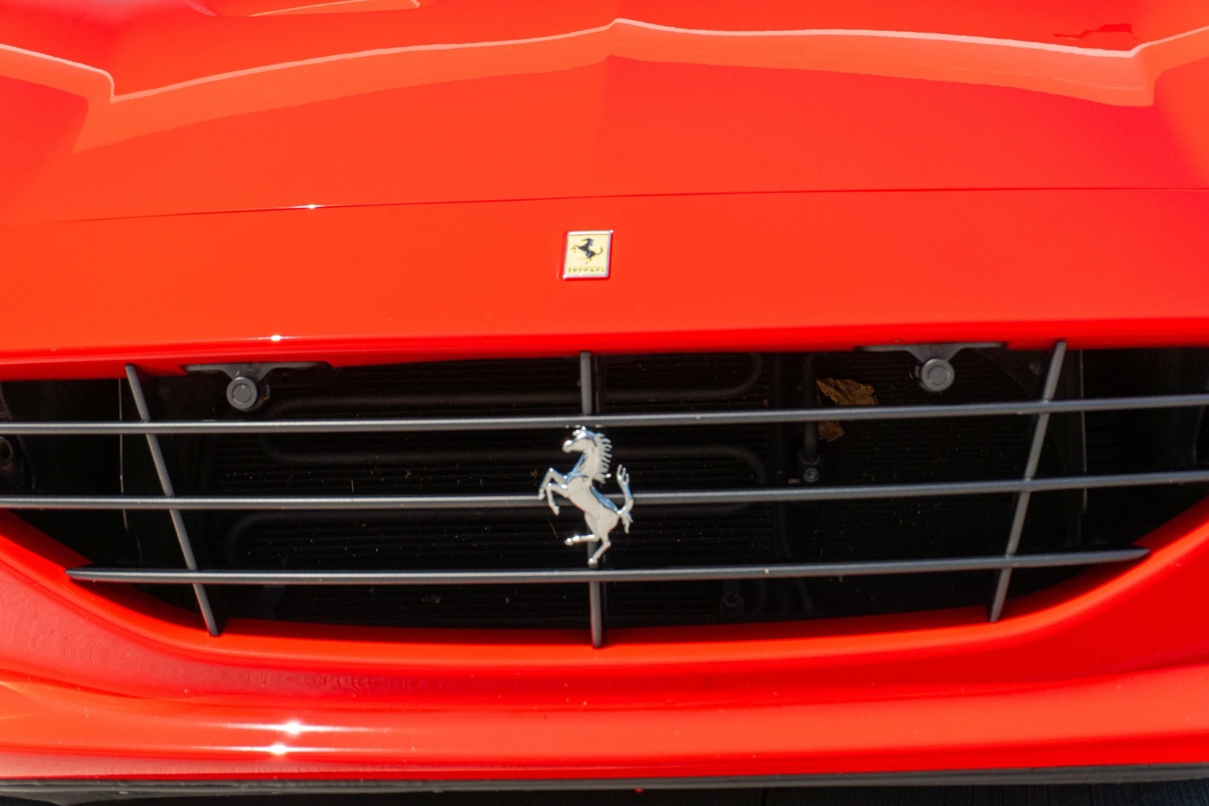 Used 2017 Ferrari California T RWD image 28
