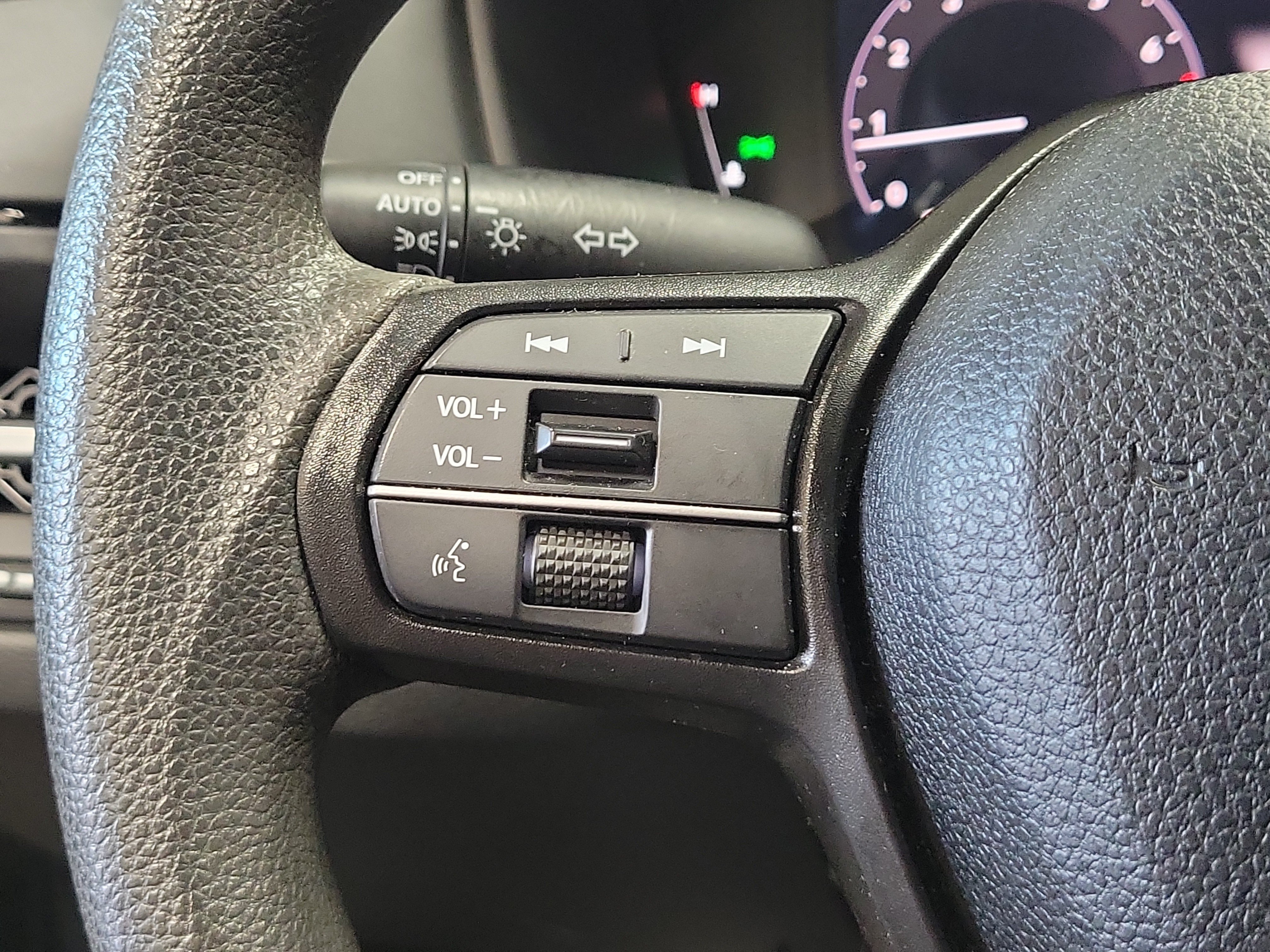 Used 2024 Honda Accord EX image 22