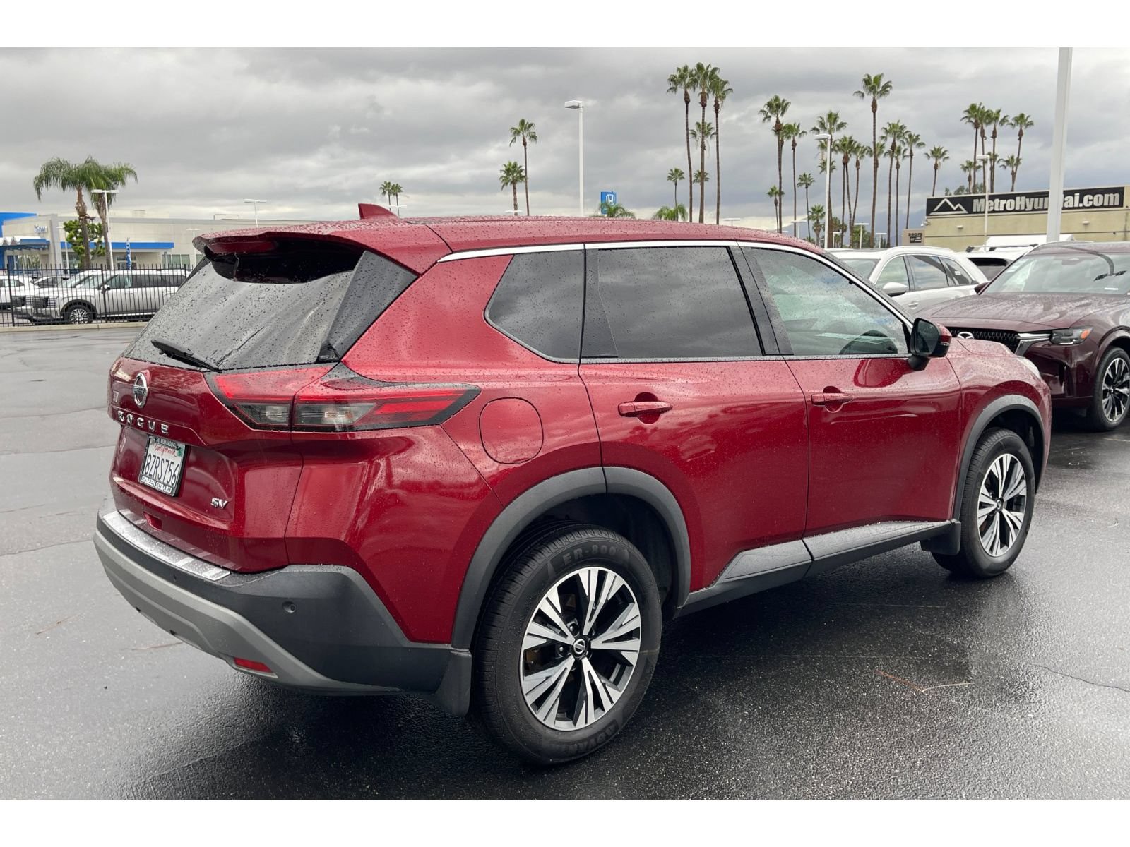 Used 2021 Nissan Rogue SV FWD image 5