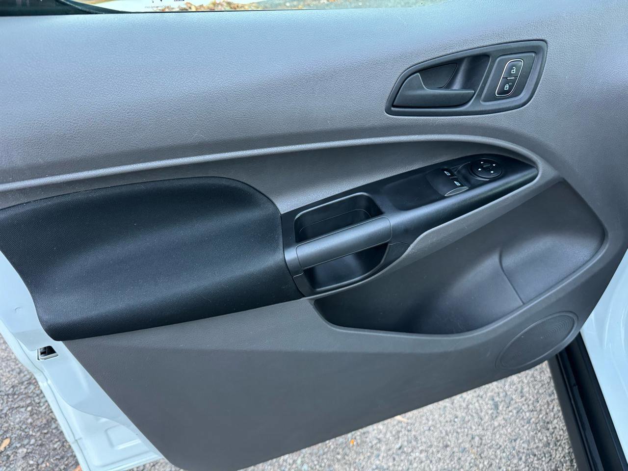 Used 2022 Ford Transit Connect XL FWD image 10