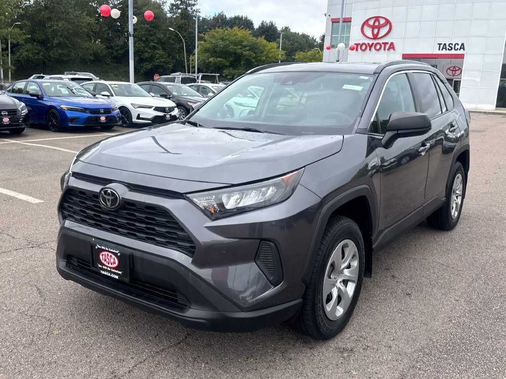 Used 2021 Toyota RAV4 LE AWD/4WD image 3