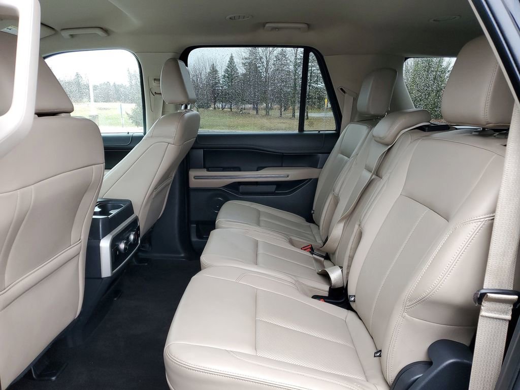 Used 2023 Ford Expedition Max XLT image 31