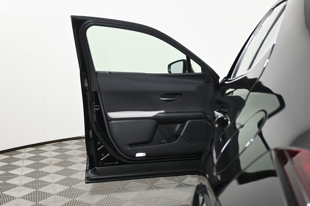 Used 2025 Lexus UX 300h AWD w/ Cold Area Package image 27