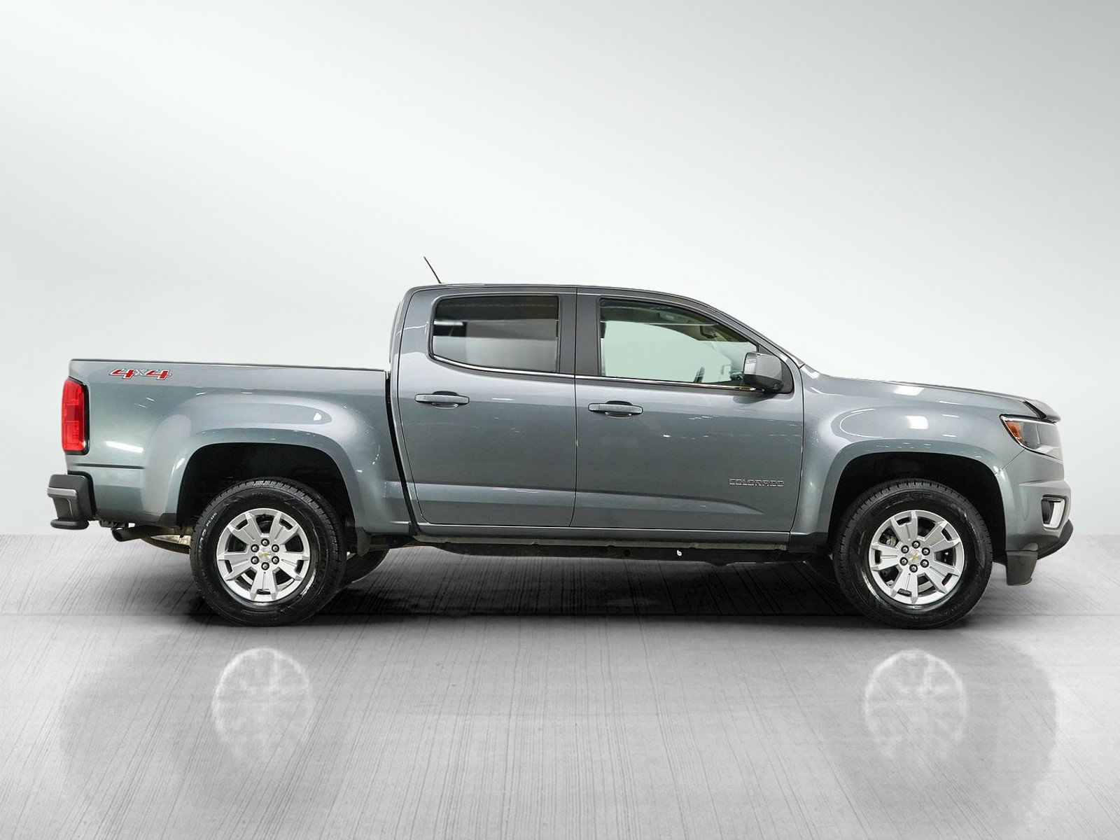 Used 2020 Chevrolet Colorado LT w/ LT Convenience Package AWD/4WD image 6