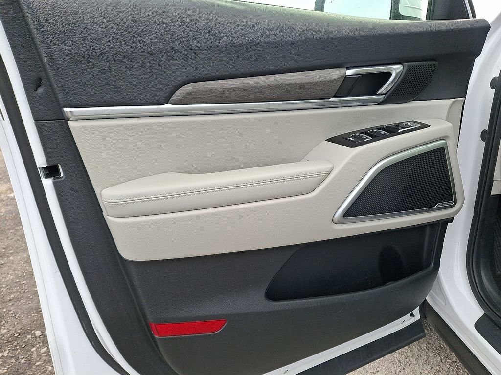 Used 2021 Kia Telluride EX w/ EX Premium Package image 16