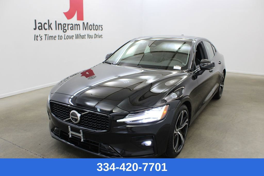 Used 2024 Volvo S60 B5 Plus