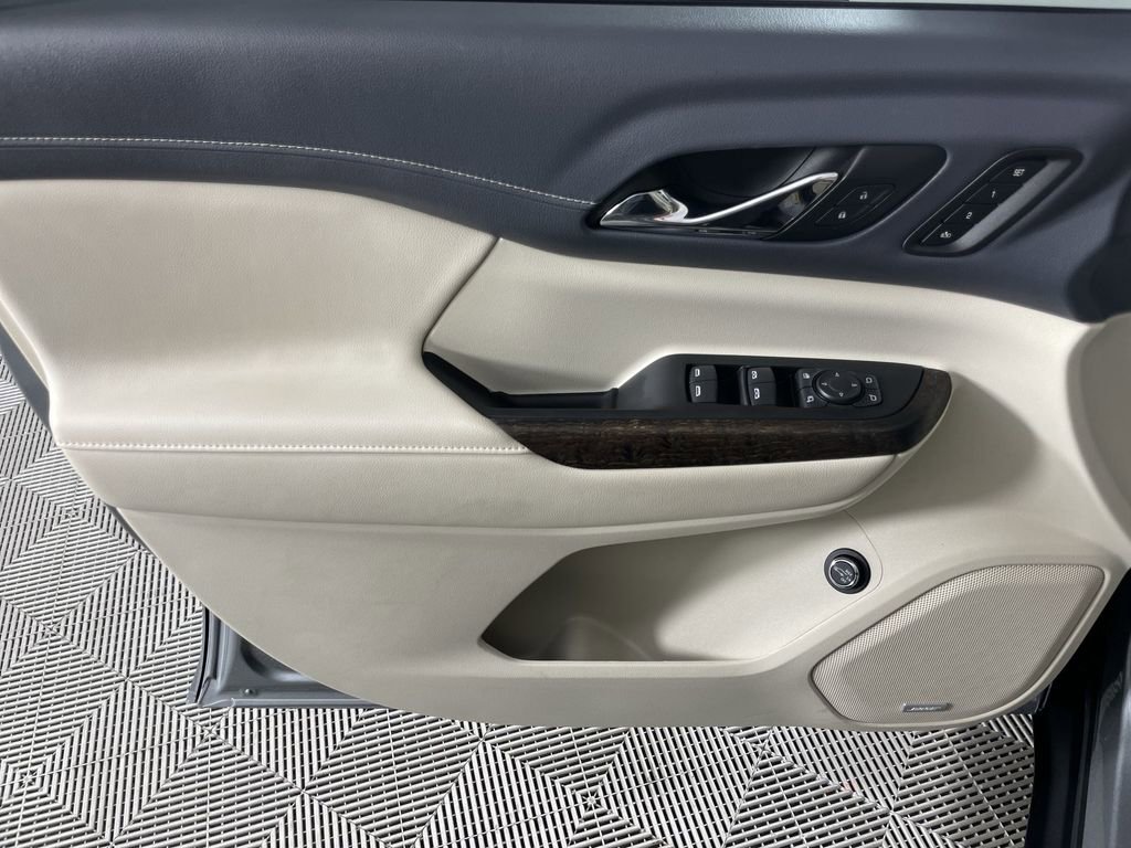 Used 2023 GMC Acadia Denali w/ Denali Ultimate Package image 22