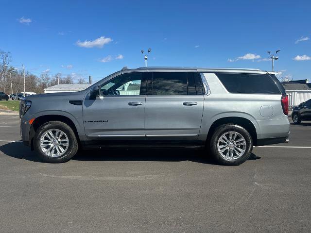 Used 2023 GMC Yukon XL Denali w/ LPO, Floor Liner Package image 2