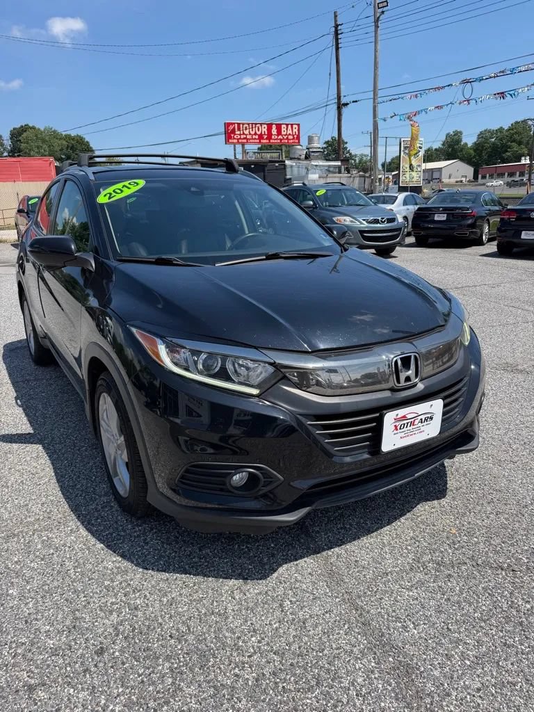 Used 2019 Honda HR-V EX-L image 4