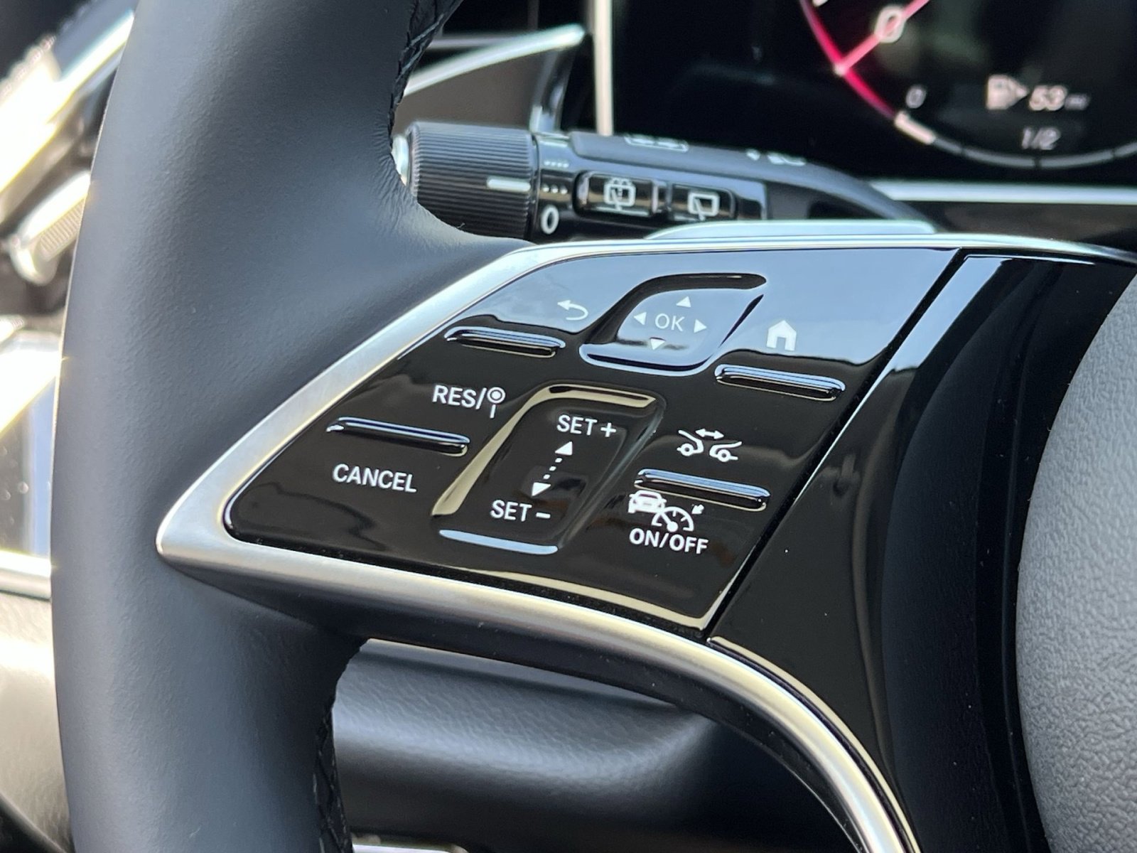 New 2025 Mercedes-Benz E 450 4MATIC All-Terrain Wagon image 31