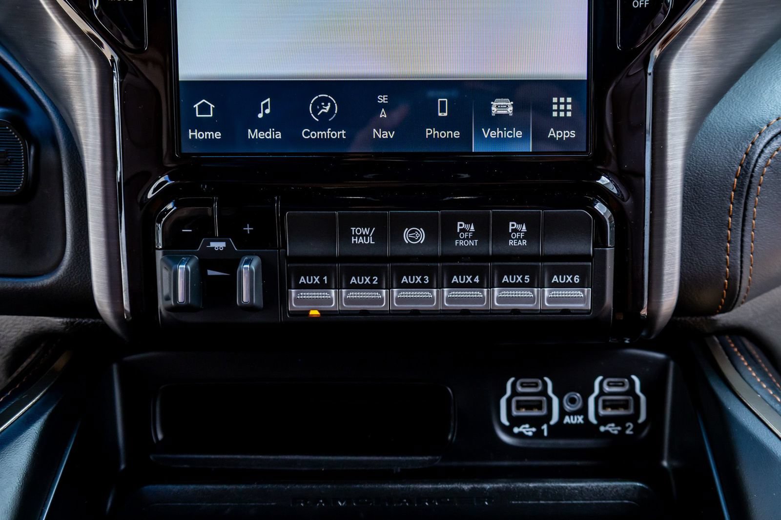Used 2023 RAM 3500 Limited AWD/4WD image 28
