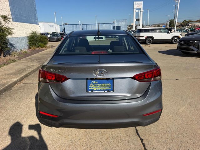 Used 2019 Hyundai Accent SEL FWD image 4