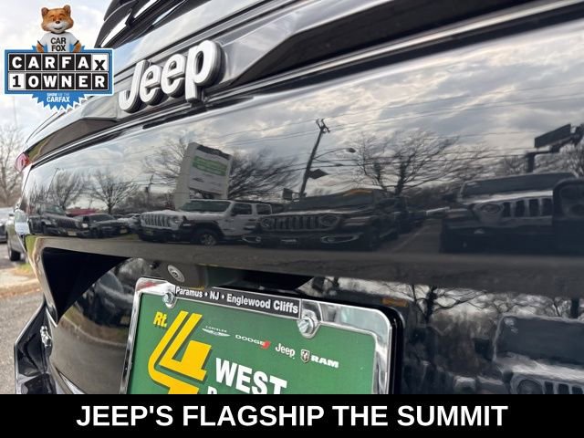 Used 2023 Jeep Grand Cherokee Summit w/ Adv Protech Group IV image 17