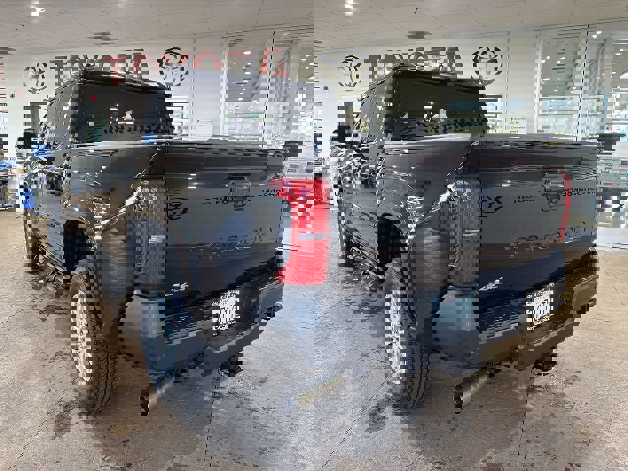 Certified 2025 Toyota Tacoma SR image 8