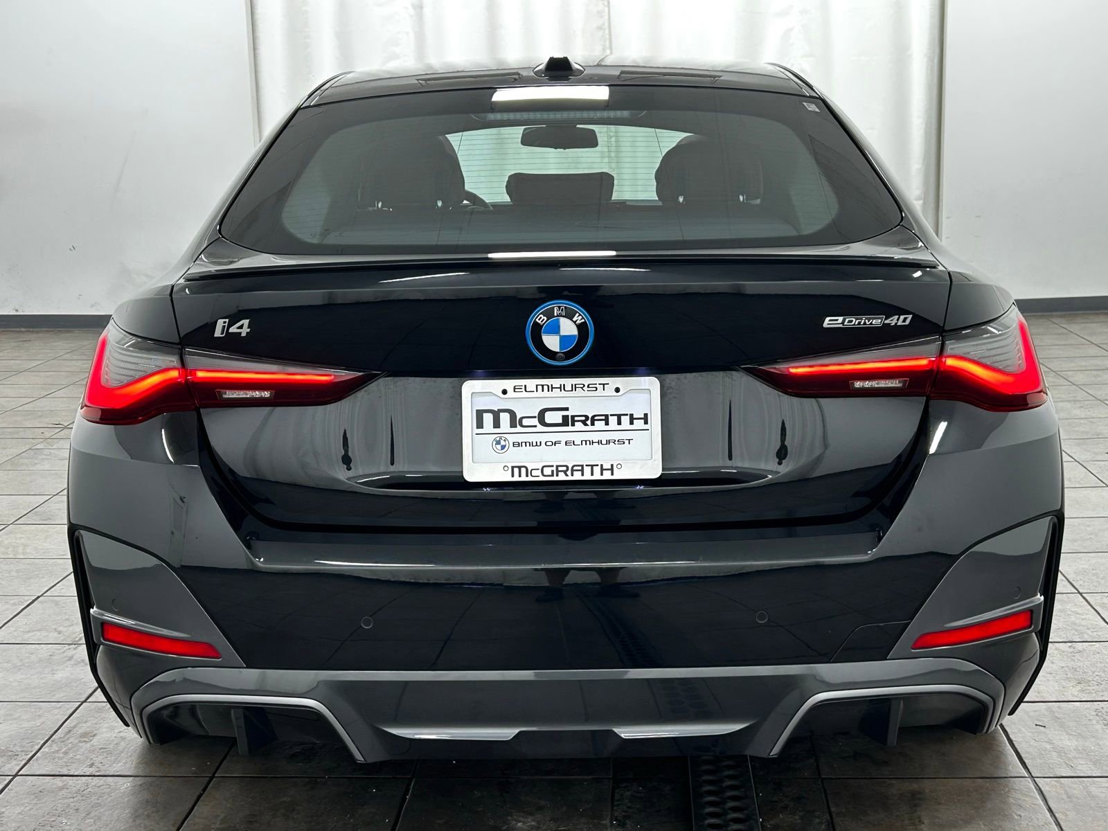 Used 2023 BMW i4 eDrive40 w/ M Sport Package RWD image 4