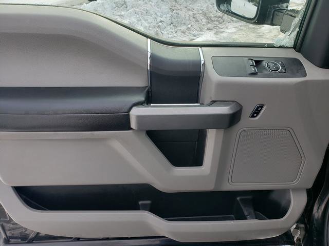 Used 2017 Ford F250 XLT w/ Snow Plow Prep Package image 11