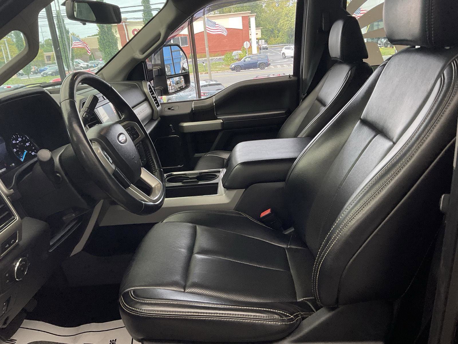 Used 2021 Ford F250 Lariat w/ Chrome Package image 9