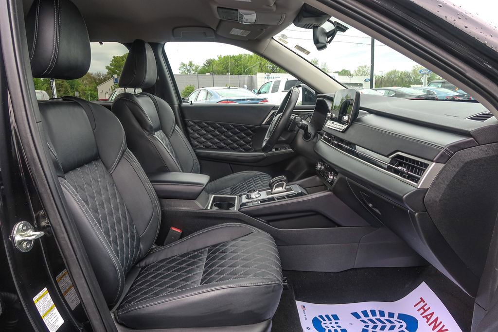 Used 2024 Mitsubishi Outlander SEL FWD image 22