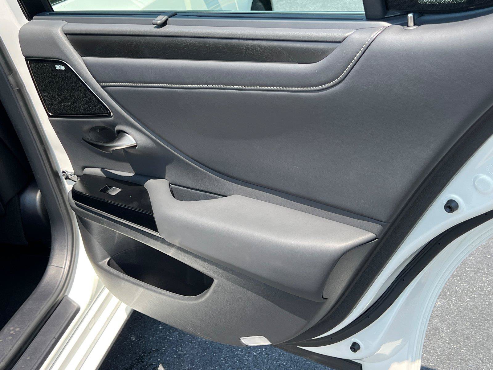 Certified 2024 Lexus ES 350 Ultra Luxury w/ Accessory Package (Z2) FWD image 16