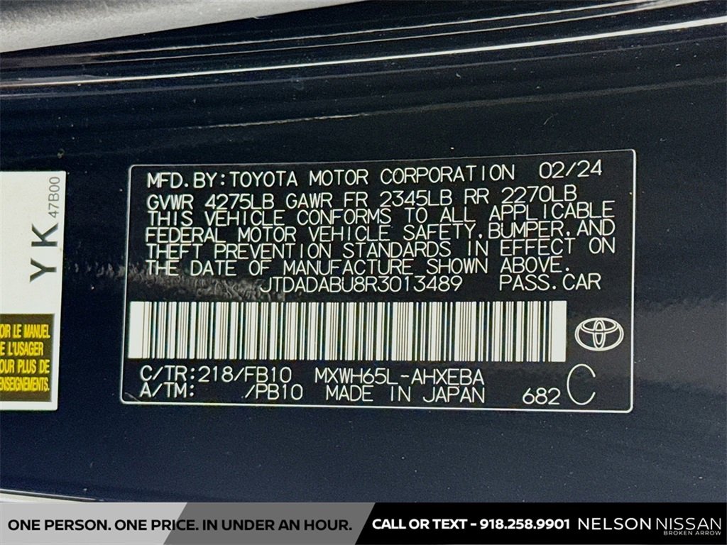 Used 2024 Toyota Prius LE image 30