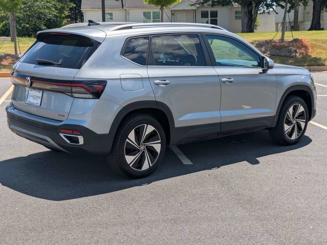 New 2026 Volkswagen Taos SE AWD/4WD image 4