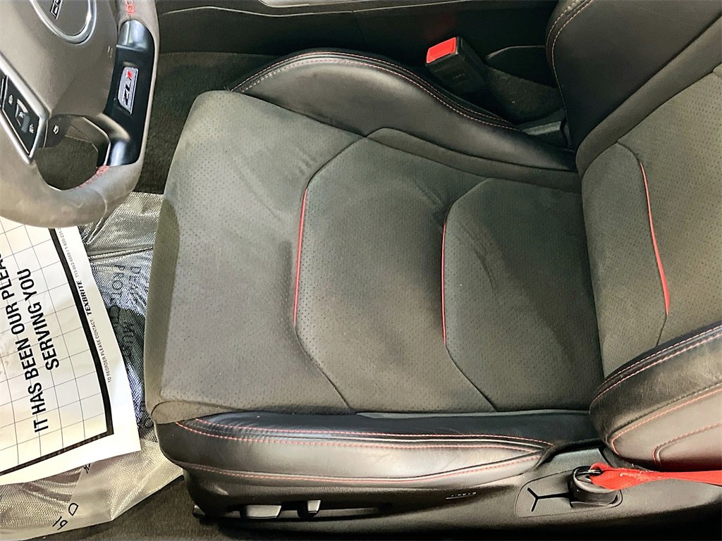 Used 2018 Chevrolet Camaro ZL1 image 19