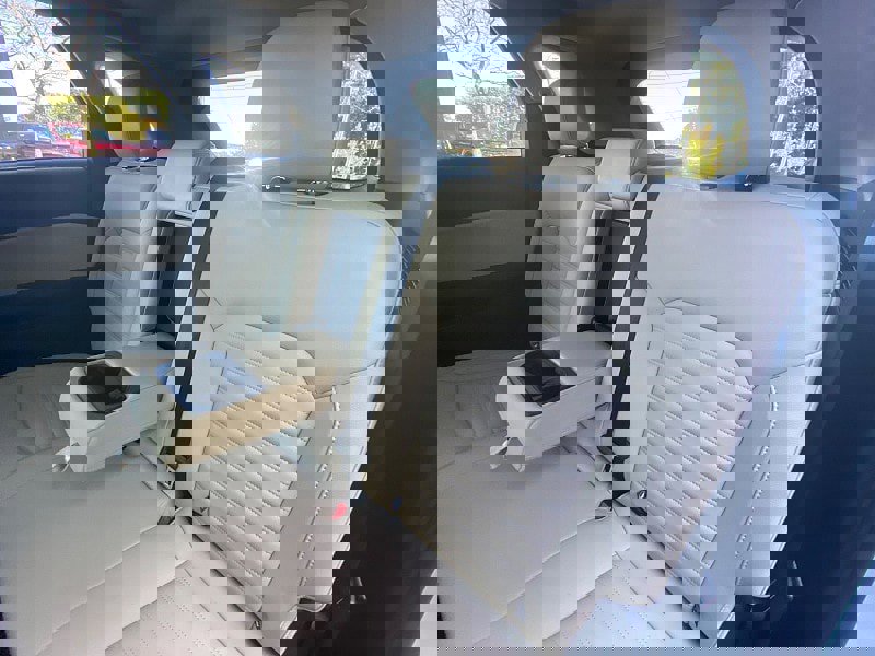 Certified 2022 Ford Edge SEL w/ Convenience Package image 42