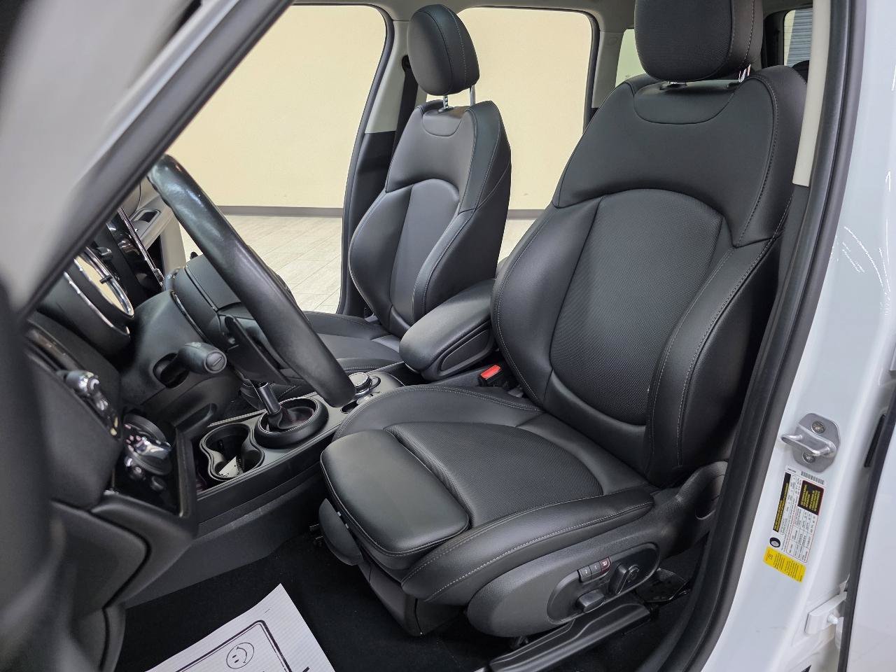 Used 2019 MINI Cooper Countryman S FWD image 18