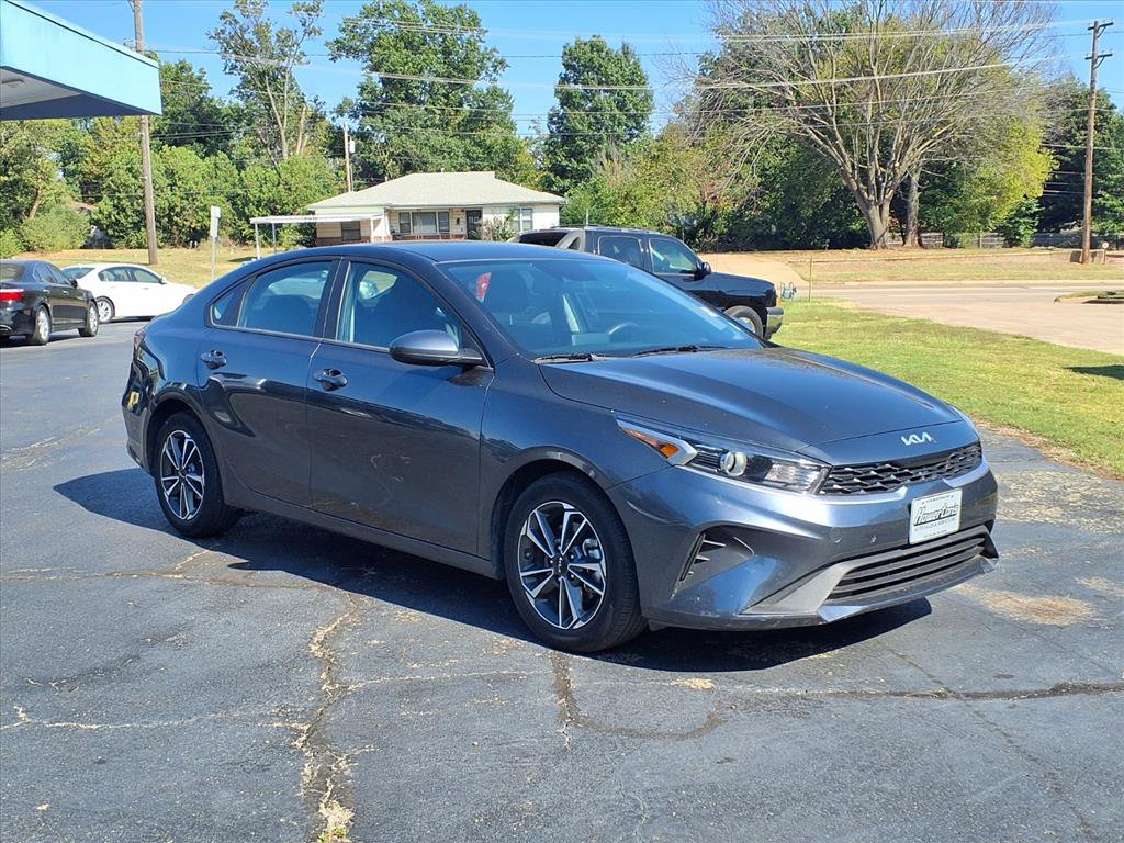 Used 2024 Kia Forte LXS image 1