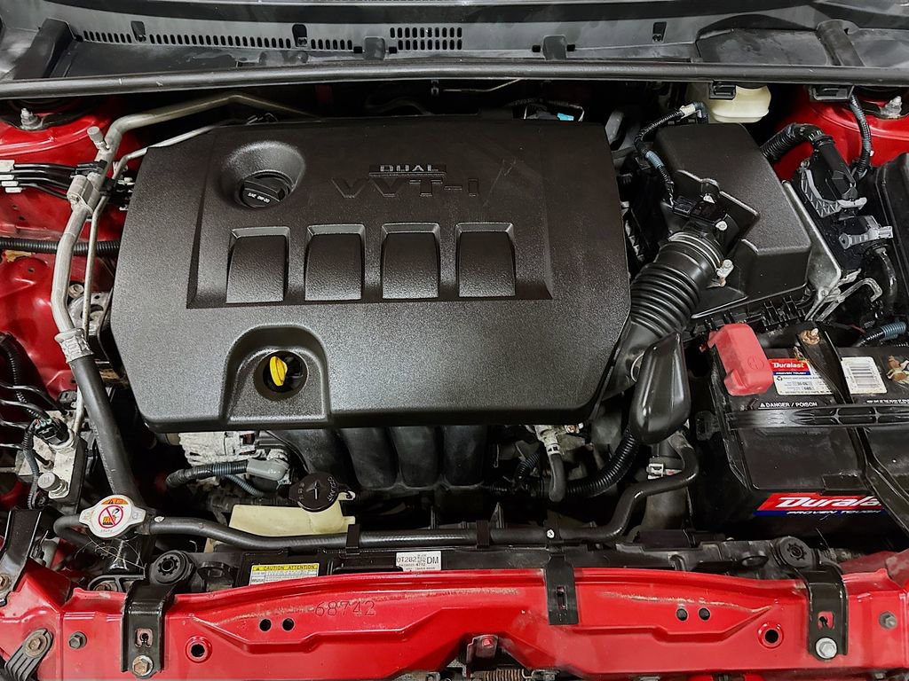 Used 2017 Toyota Corolla LE image 33